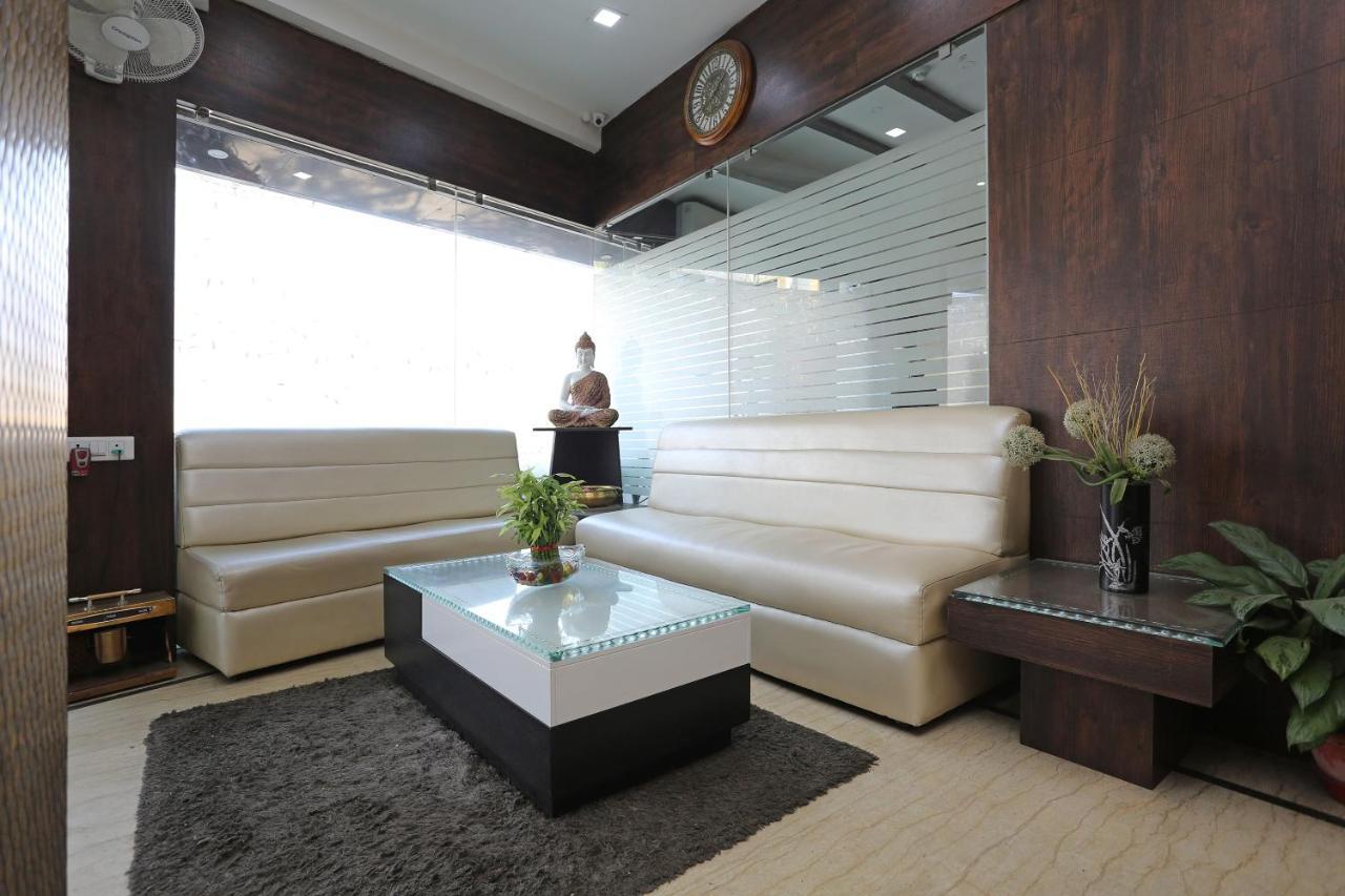 Oyo 7790 Hotel Royal Height Kolkata Eksteriør bilde