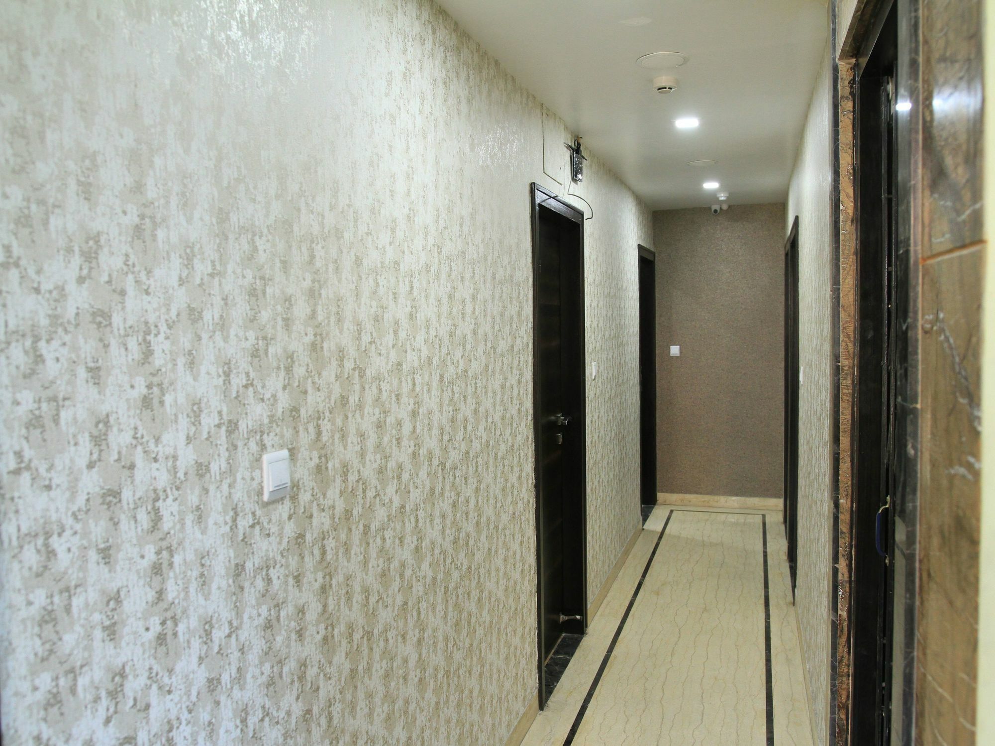Oyo 7790 Hotel Royal Height Kolkata Eksteriør bilde